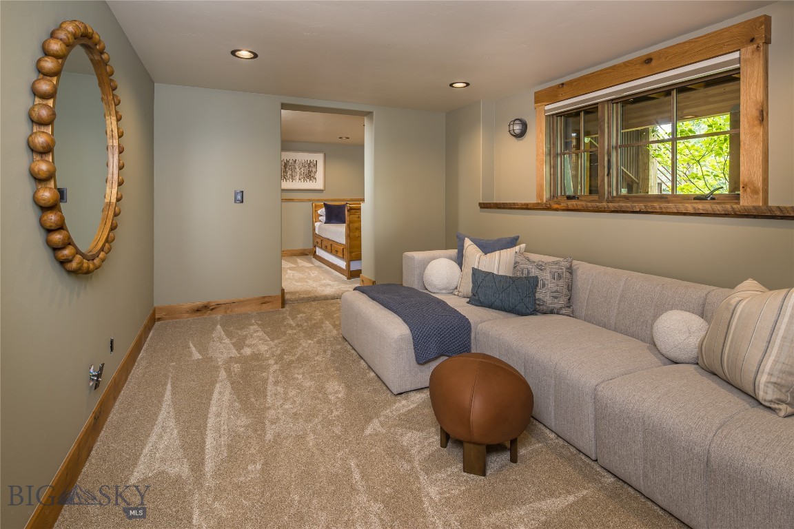 Bozeman, Montana 59718, United States, 3 Bedrooms Bedrooms, ,3 BathroomsBathrooms,Residential,Pending,145376