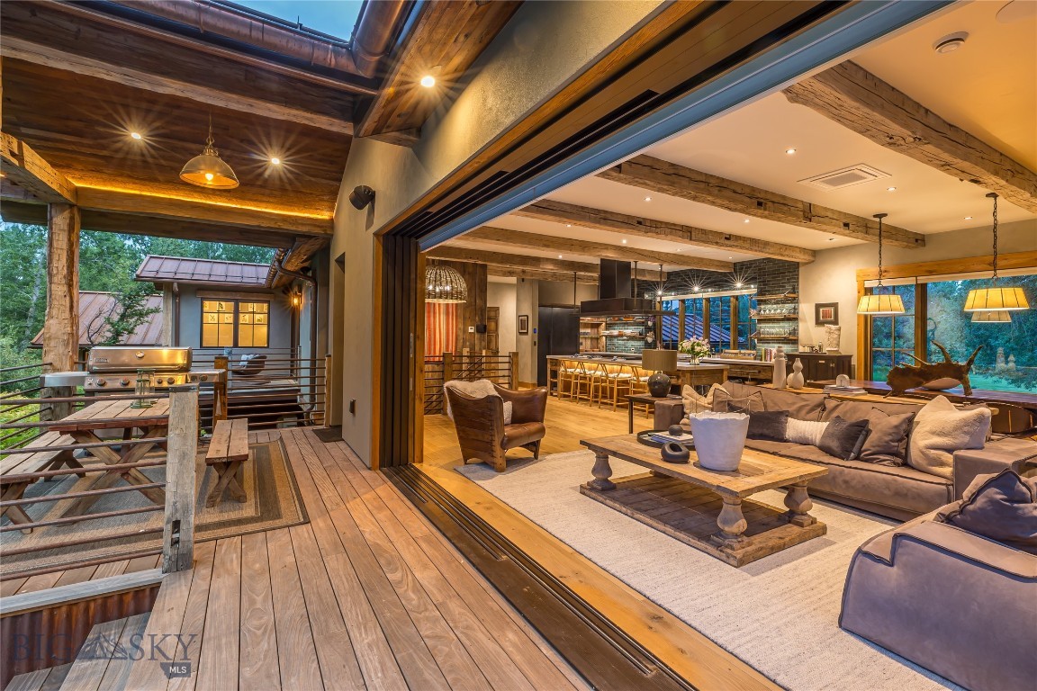 Bozeman, Montana 59718, United States, 3 Bedrooms Bedrooms, ,3 BathroomsBathrooms,Residential,Pending,145376