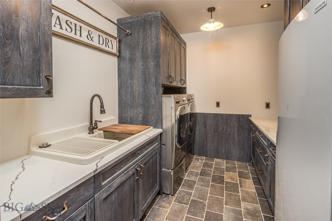 Bozeman, Montana 59718, United States, 3 Bedrooms Bedrooms, ,3 BathroomsBathrooms,Residential,Pending,145376