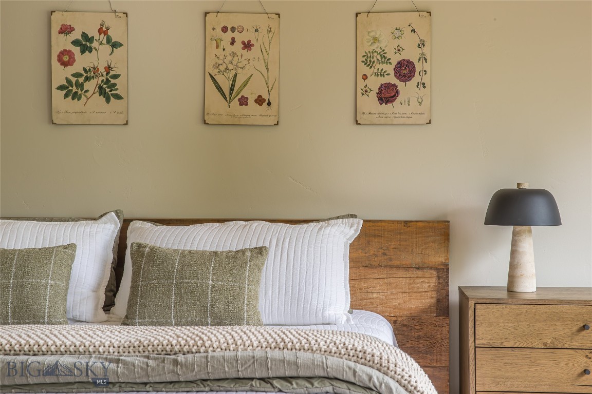 Bozeman, Montana 59718, United States, 3 Bedrooms Bedrooms, ,3 BathroomsBathrooms,Residential,Pending,145376