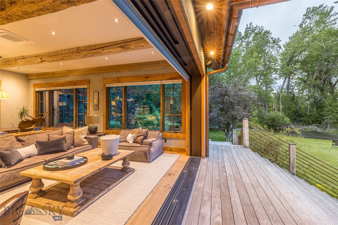 Bozeman, Montana 59718, United States, 3 Bedrooms Bedrooms, ,3 BathroomsBathrooms,Residential,Pending,145376