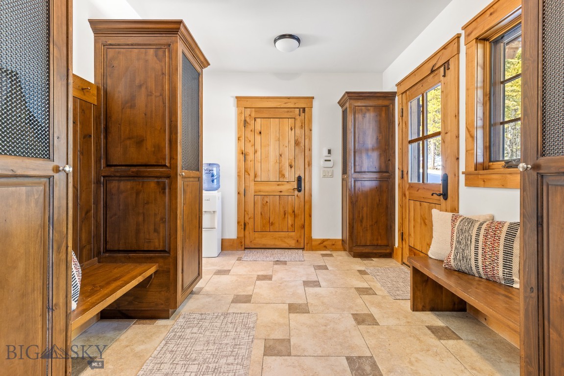 Elkridge Neighborhood - Residential