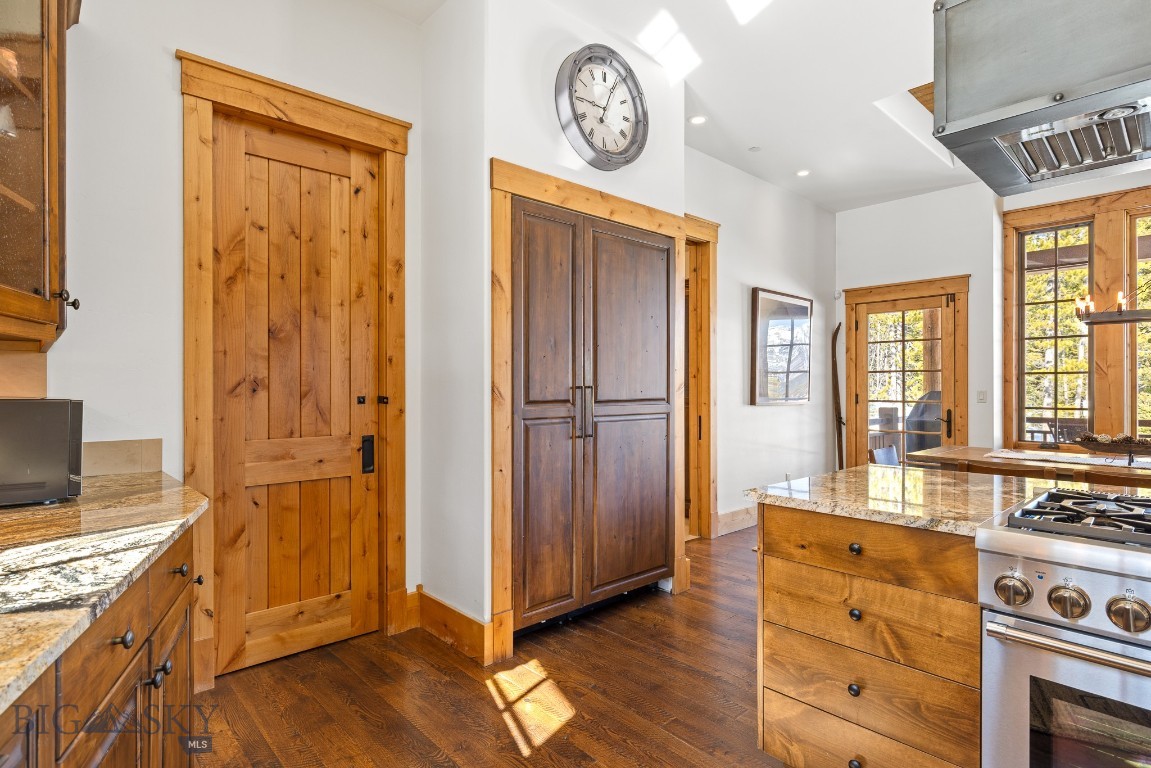 Elkridge Neighborhood - Residential