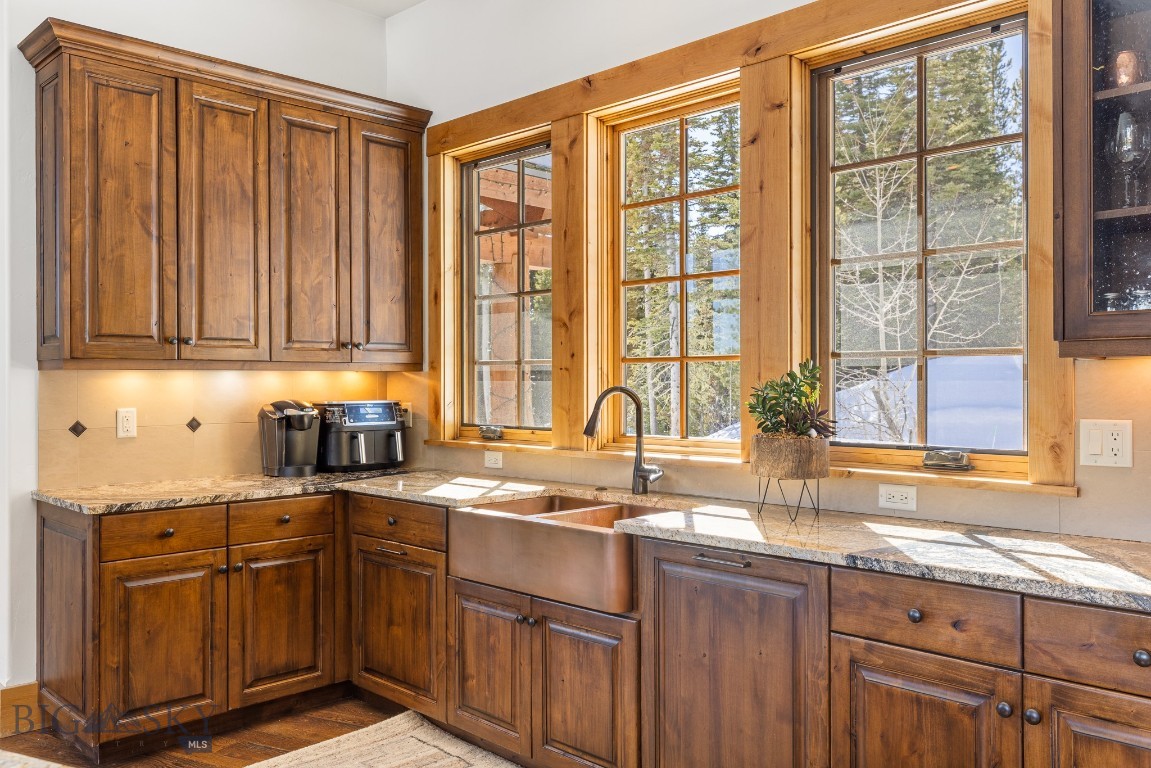 Elkridge Neighborhood - Residential