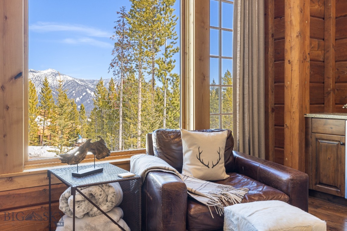 755 Eagle View Trail