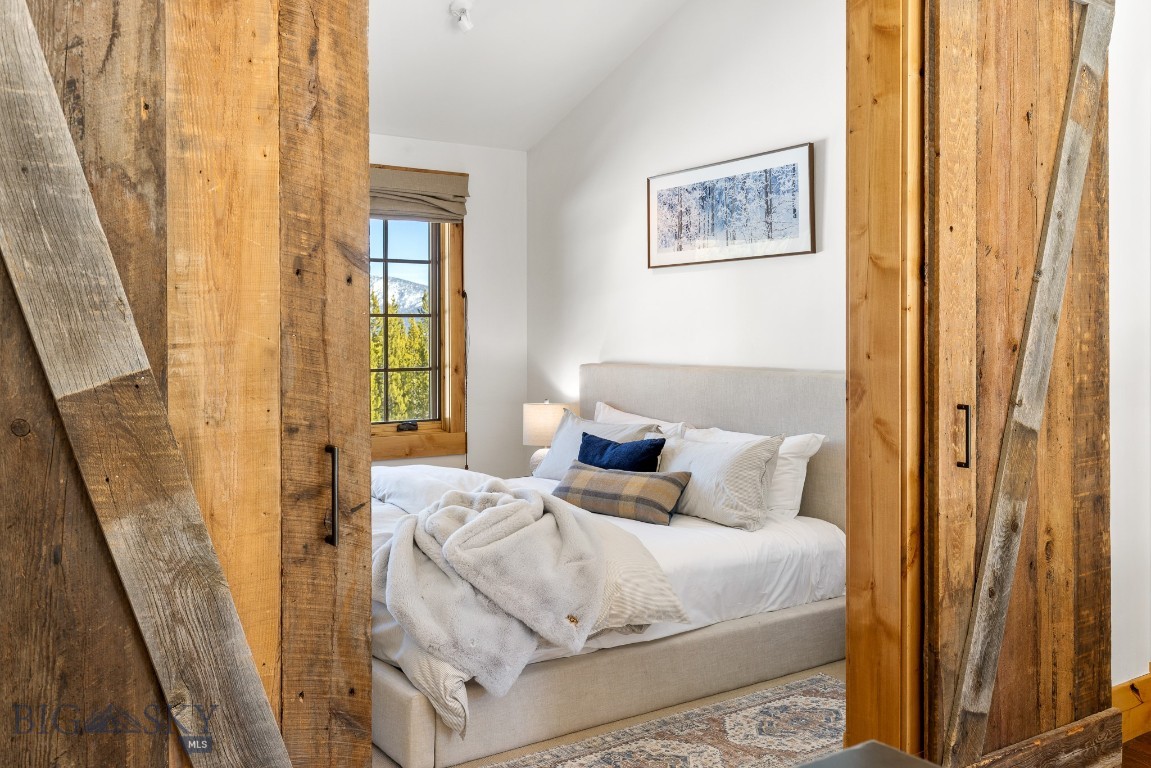 Elkridge Neighborhood - Residential