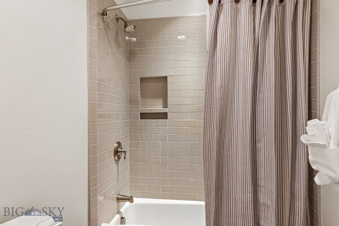 Elkridge Neighborhood - Residential