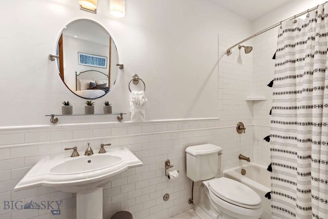 Elkridge Neighborhood - Residential