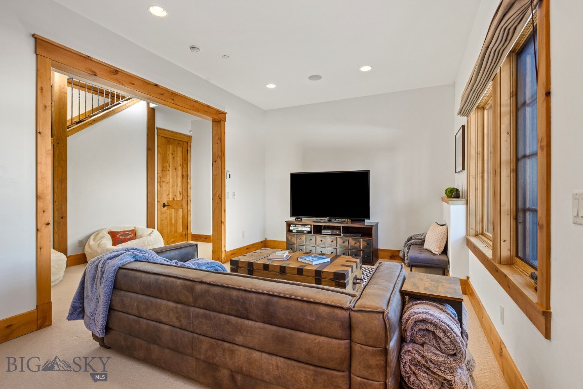 Elkridge Neighborhood - Residential