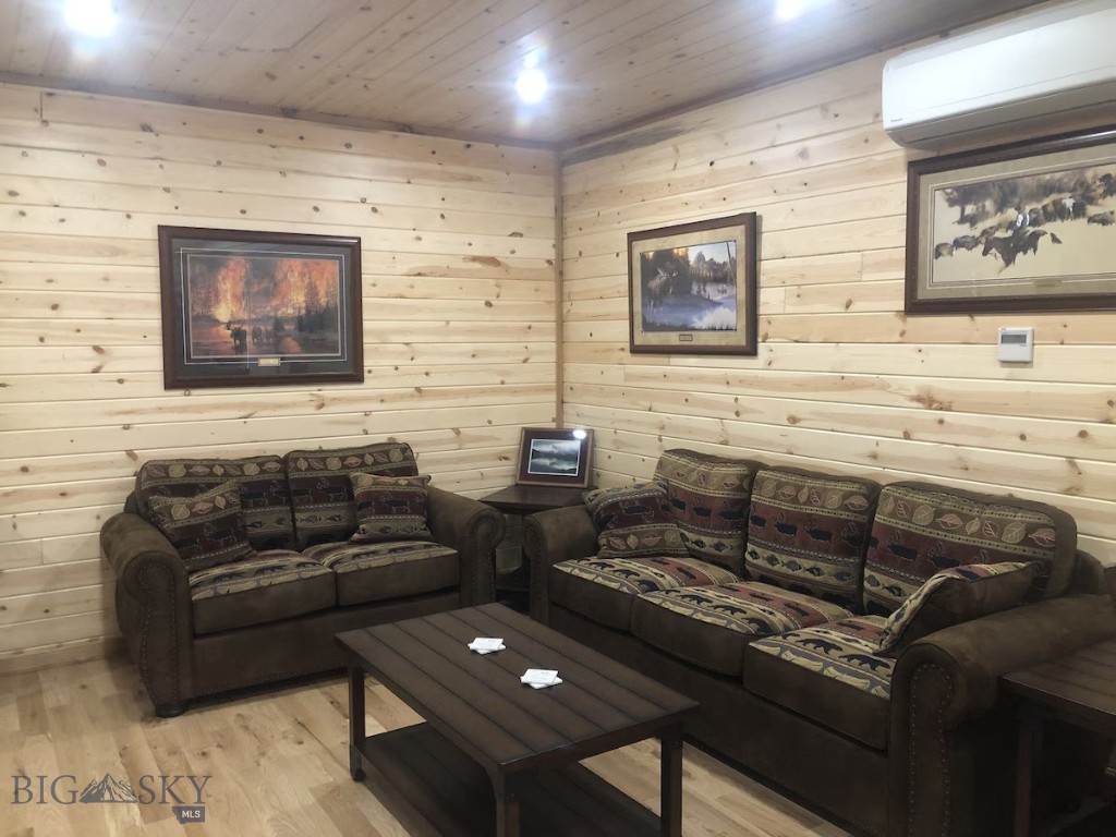 West Yellowstone Original Plat - Commercial Sale