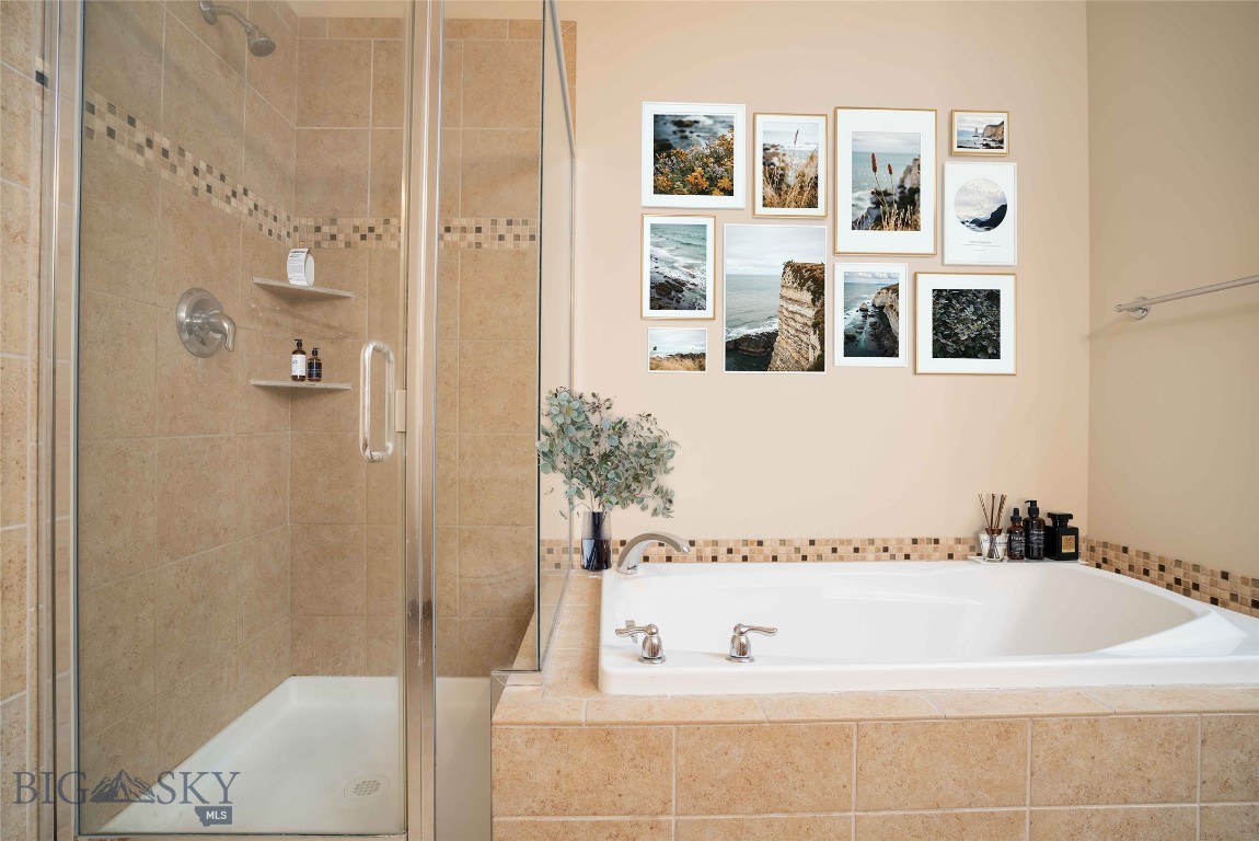 Cottonwood Condos - Residential