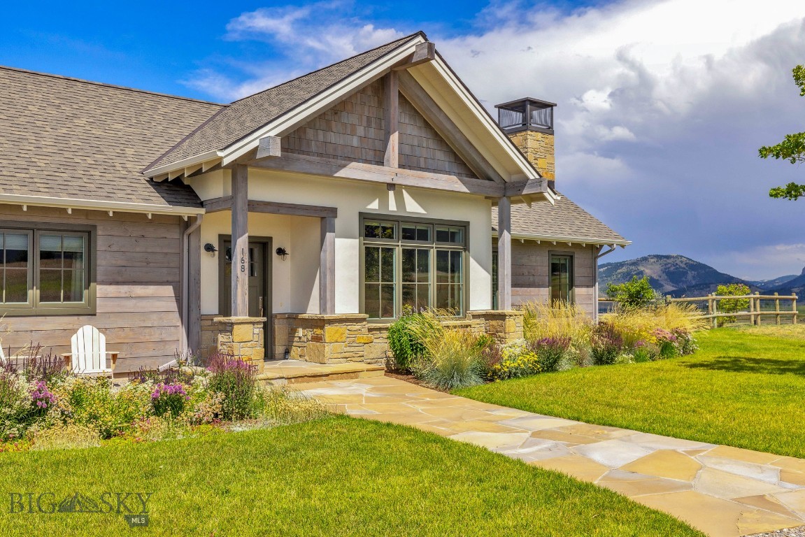 168 Hawthorn Lane
