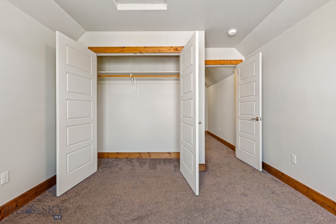Cottage Park Lane Condos - Residential