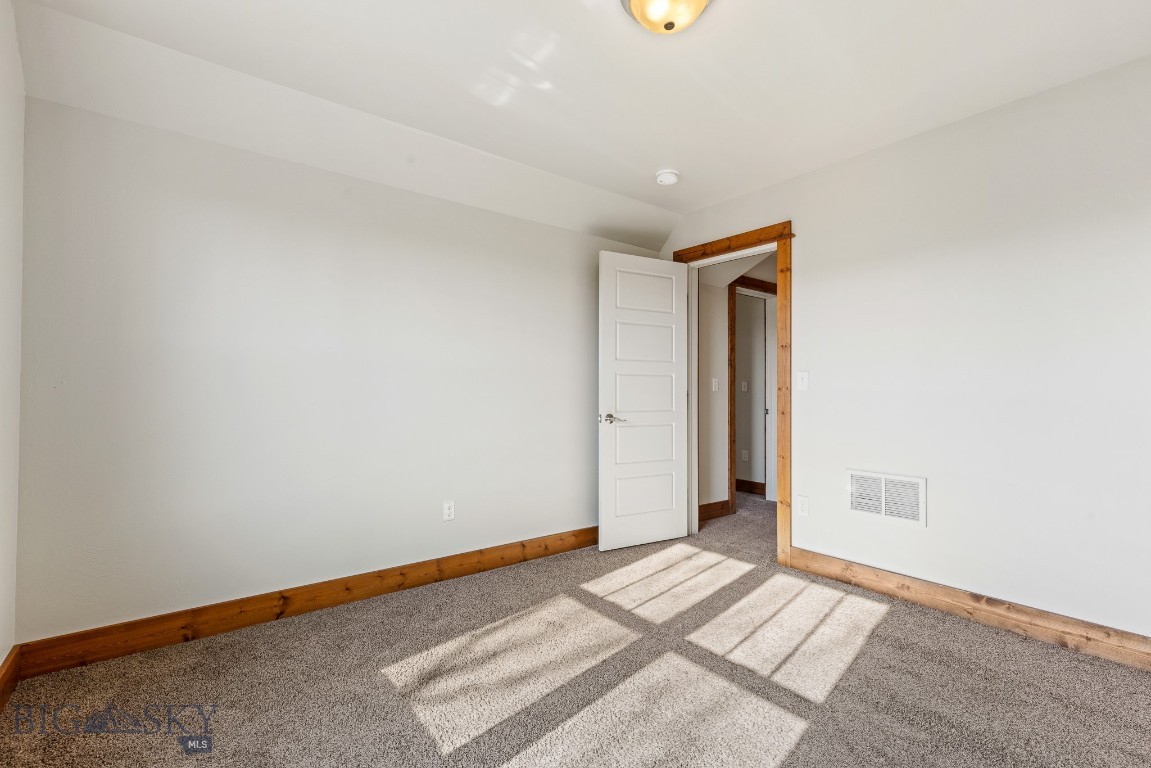 Cottage Park Lane Condos - Residential