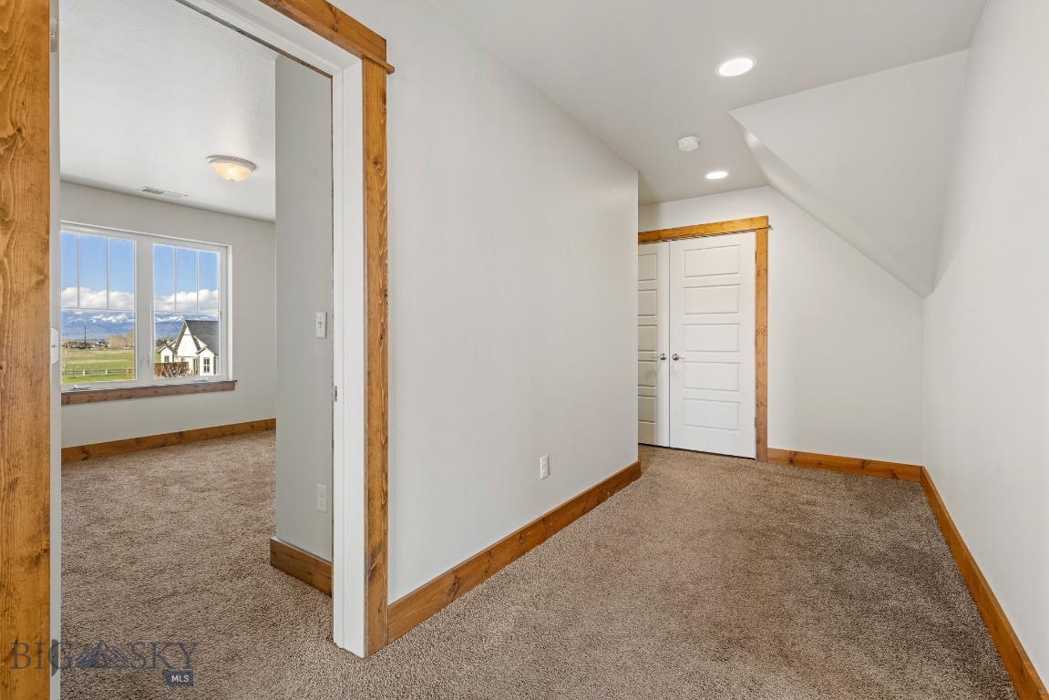 Cottage Park Lane Condos - Residential