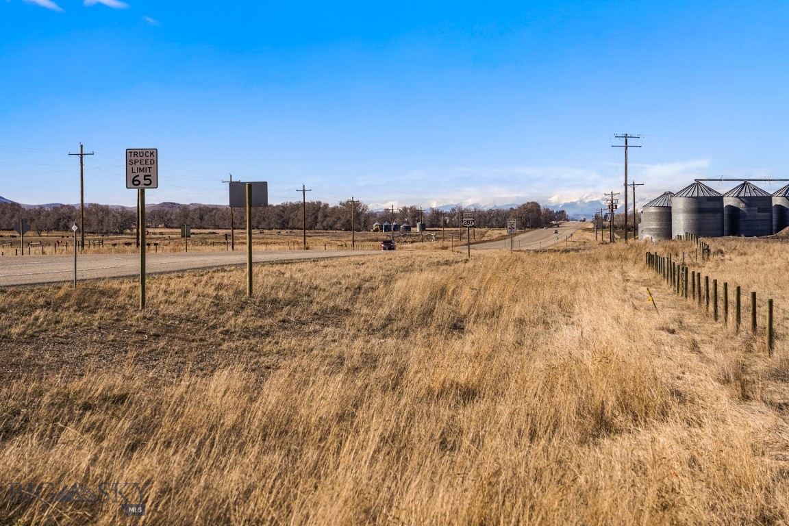 8866 Hwy 287