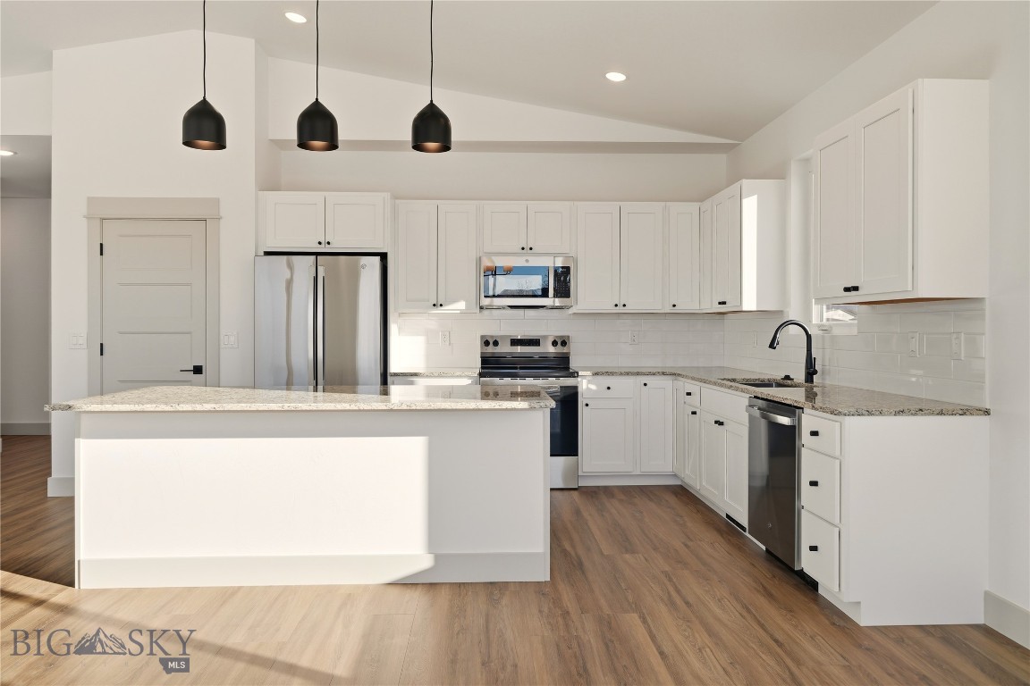 Manhattan Meadows - Residential