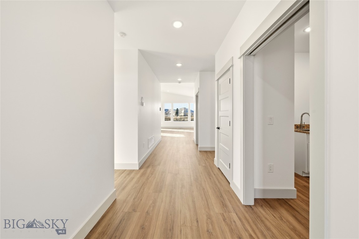 Manhattan Meadows - Residential