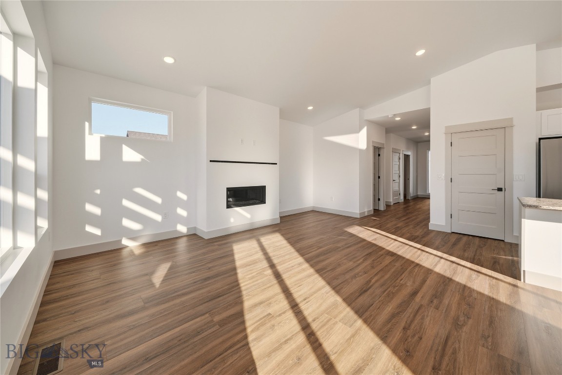 Manhattan Meadows - Residential