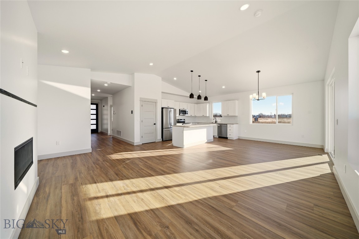 Manhattan Meadows - Residential