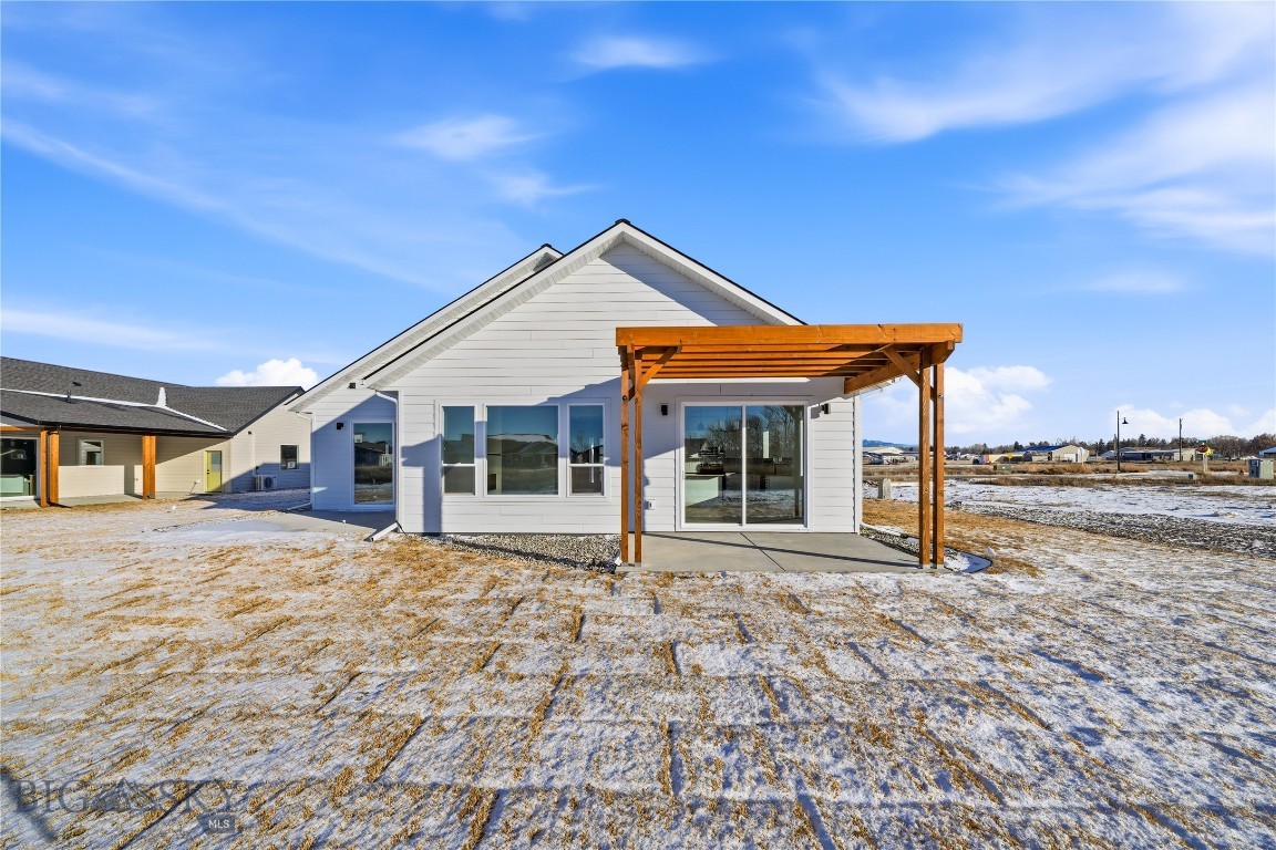 Manhattan Meadows - Residential