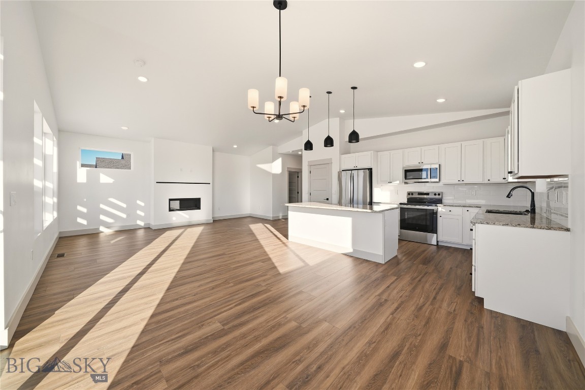 Manhattan Meadows - Residential