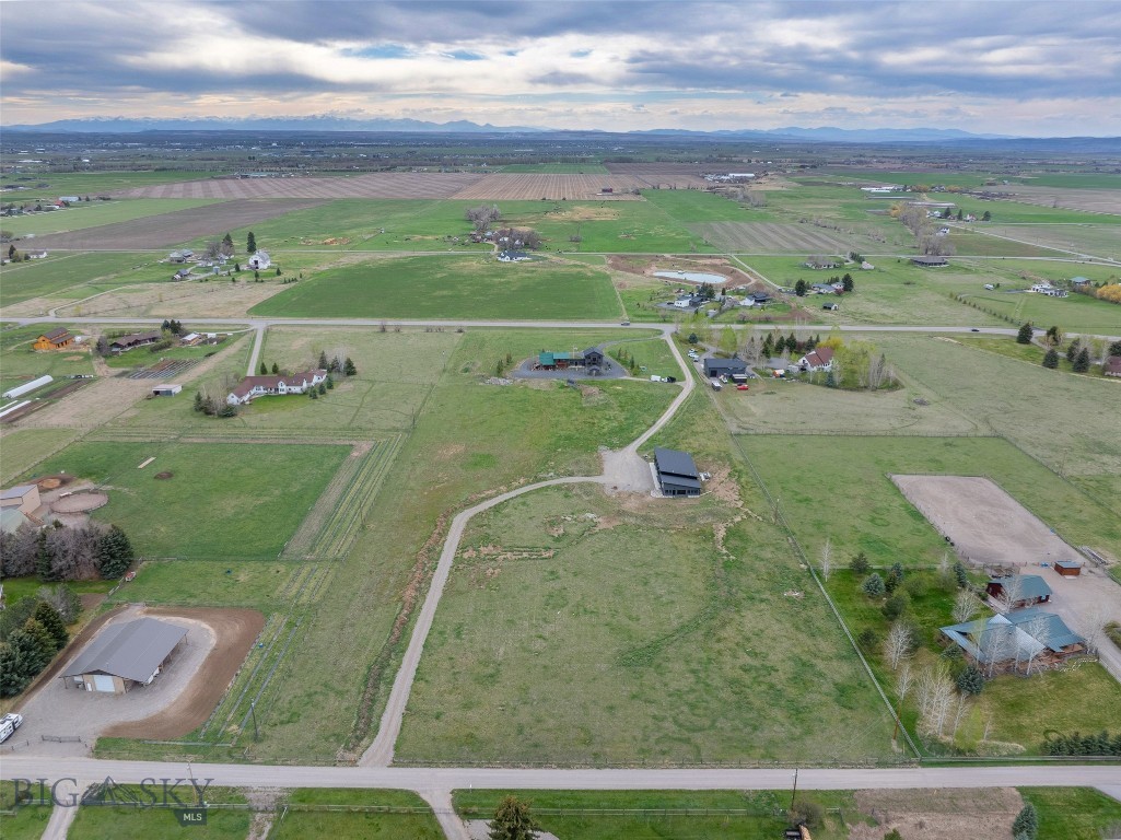 Ross Creek - Land