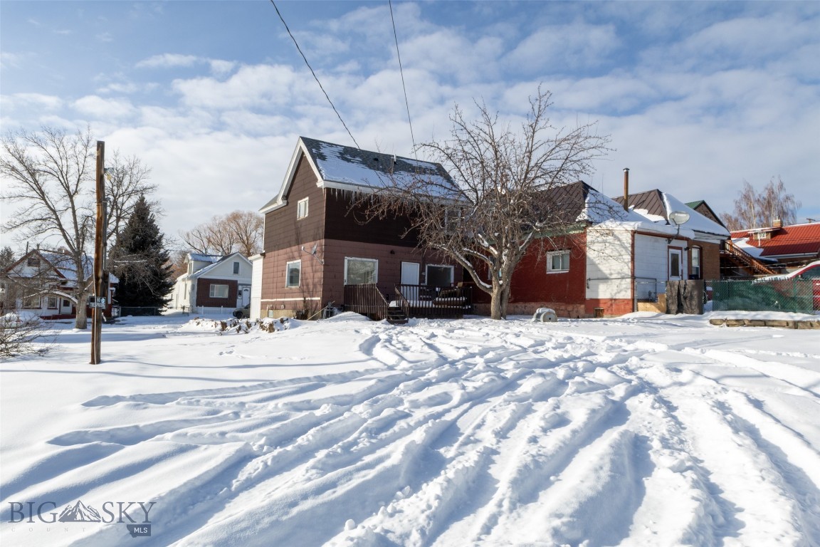 Butte, Montana 59701, United States, 3 Bedrooms Bedrooms, ,2 BathroomsBathrooms,Residential,Pending,6346