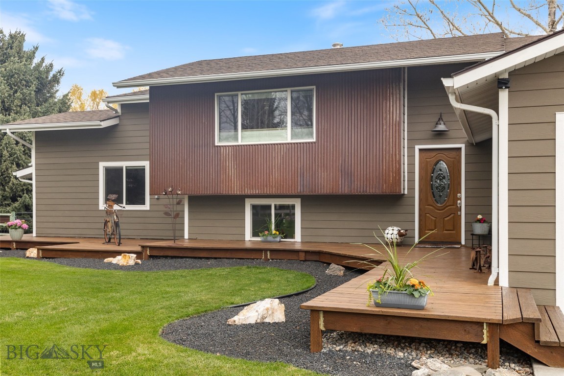 220 Cirque Drive