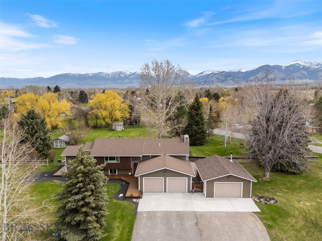 220 Cirque Drive
