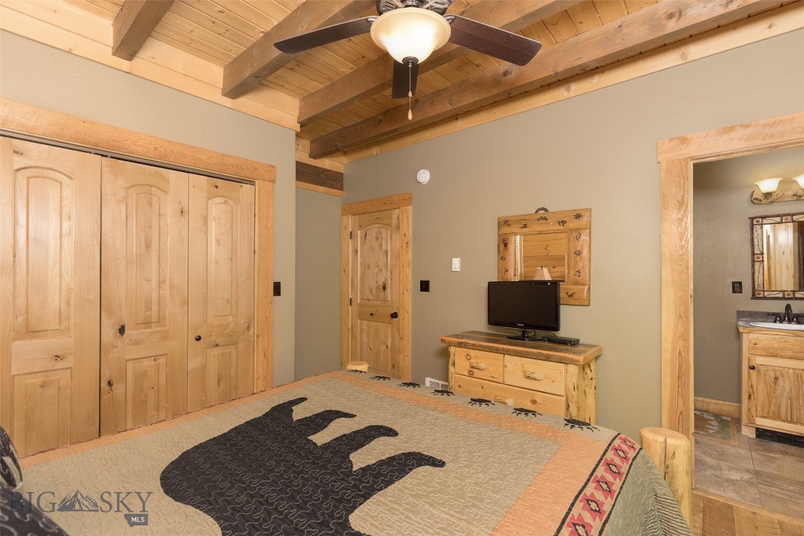 Lazy Acres - Residential