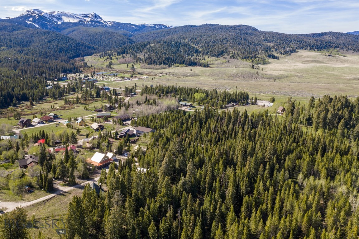Lazy Acres - Residential