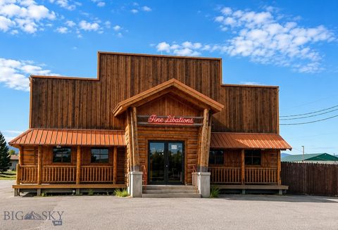 Photo of 1800 Meadowlark Lane, Butte, MT 59701 (MLS # 412479)