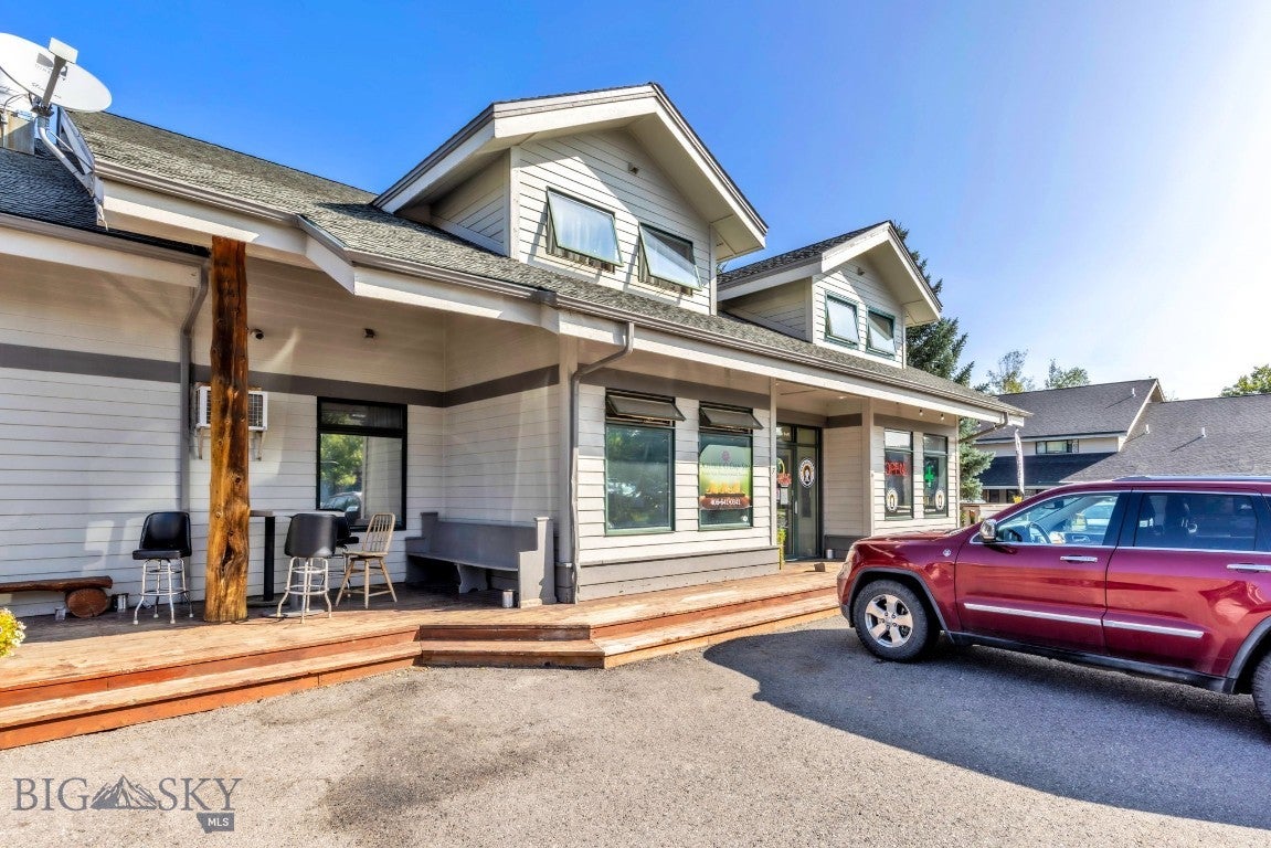 77 Aspen Leaf Drive, #7 7