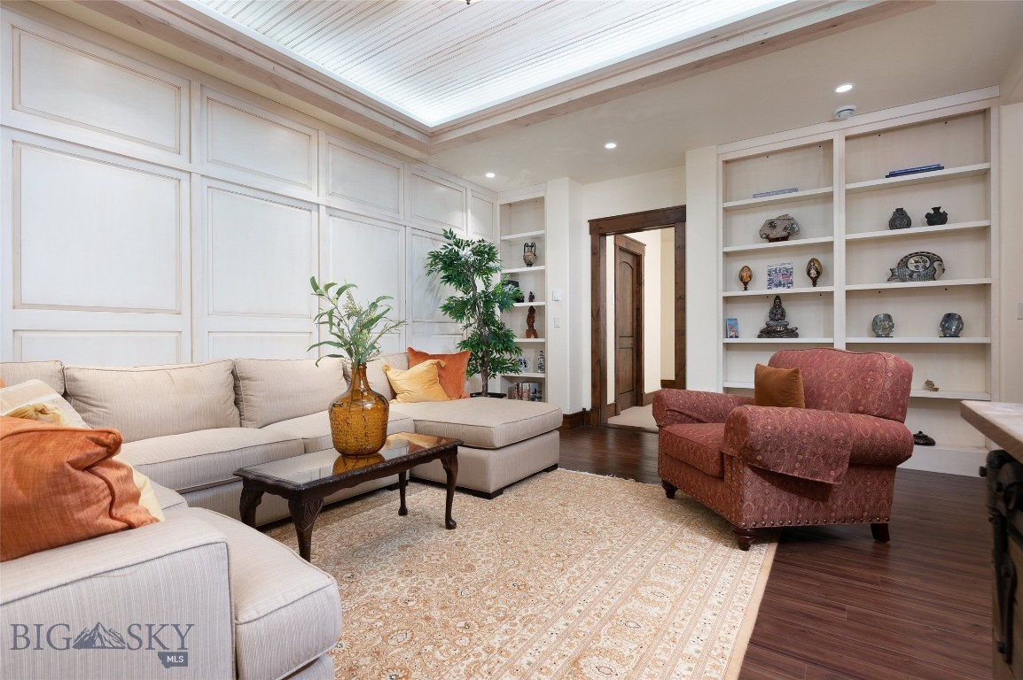 Helena, Montana 59602, United States, 10 Bedrooms Bedrooms, ,8 BathroomsBathrooms,Residential,Pending,61716