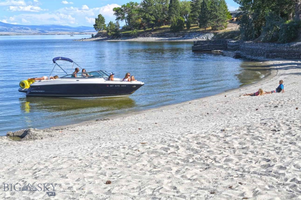 Helena, Montana 59602, United States, 10 Bedrooms Bedrooms, ,8 BathroomsBathrooms,Residential,Pending,61716