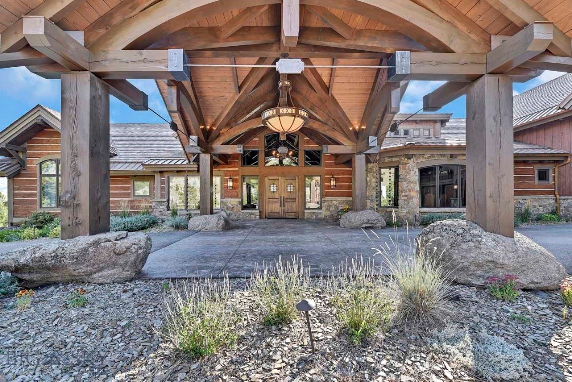 Helena, Montana 59602, United States, 10 Bedrooms Bedrooms, ,8 BathroomsBathrooms,Residential,Pending,61716