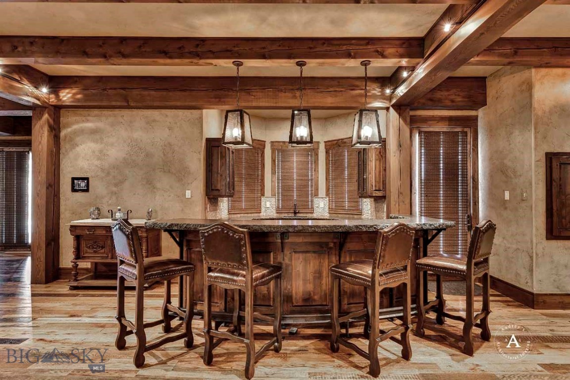 Helena, Montana 59602, United States, 10 Bedrooms Bedrooms, ,8 BathroomsBathrooms,Residential,Pending,61716