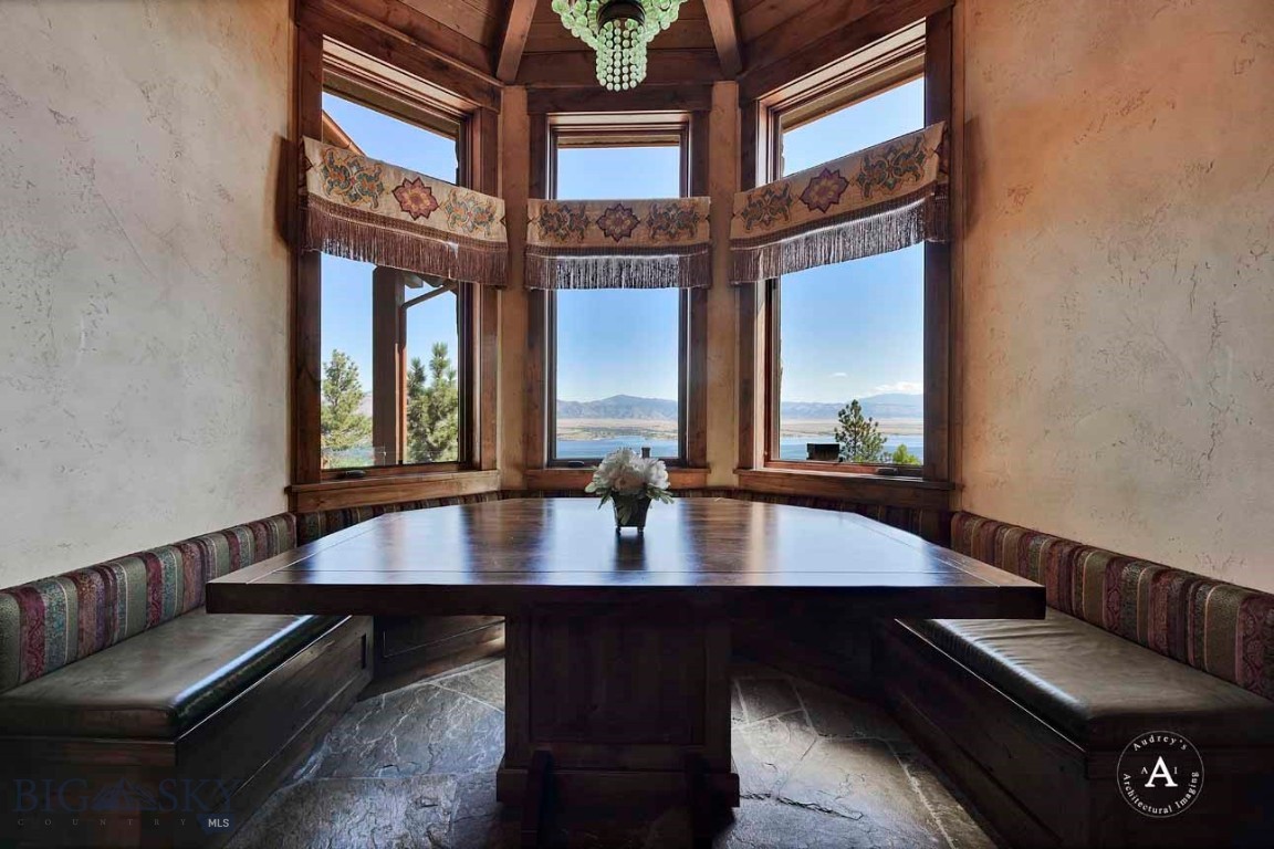 Helena, Montana 59602, United States, 10 Bedrooms Bedrooms, ,8 BathroomsBathrooms,Residential,Pending,61716