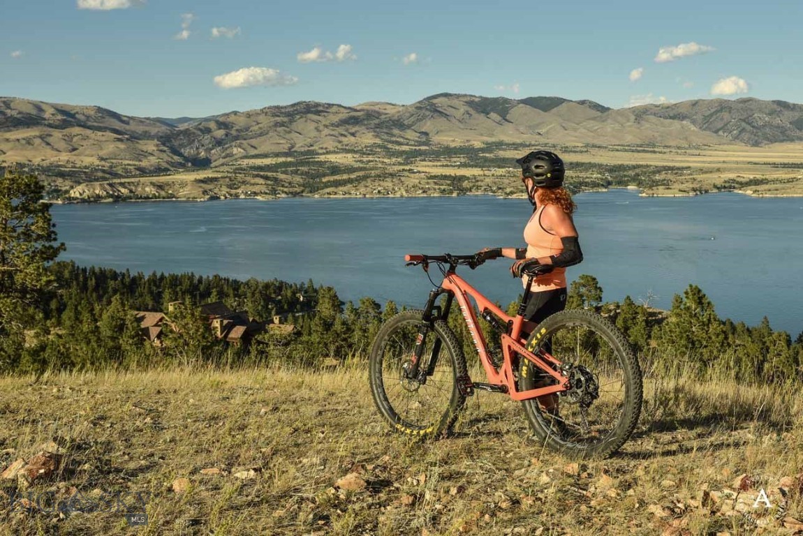 Helena, Montana 59602, United States, 10 Bedrooms Bedrooms, ,8 BathroomsBathrooms,Residential,Pending,61716