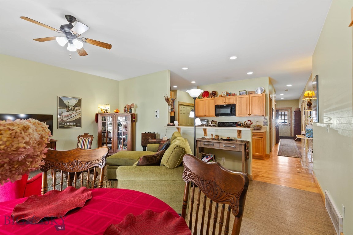 Laurel Glen - Residential