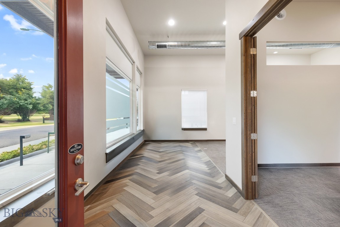 Baxter Meadows - Commercial Lease