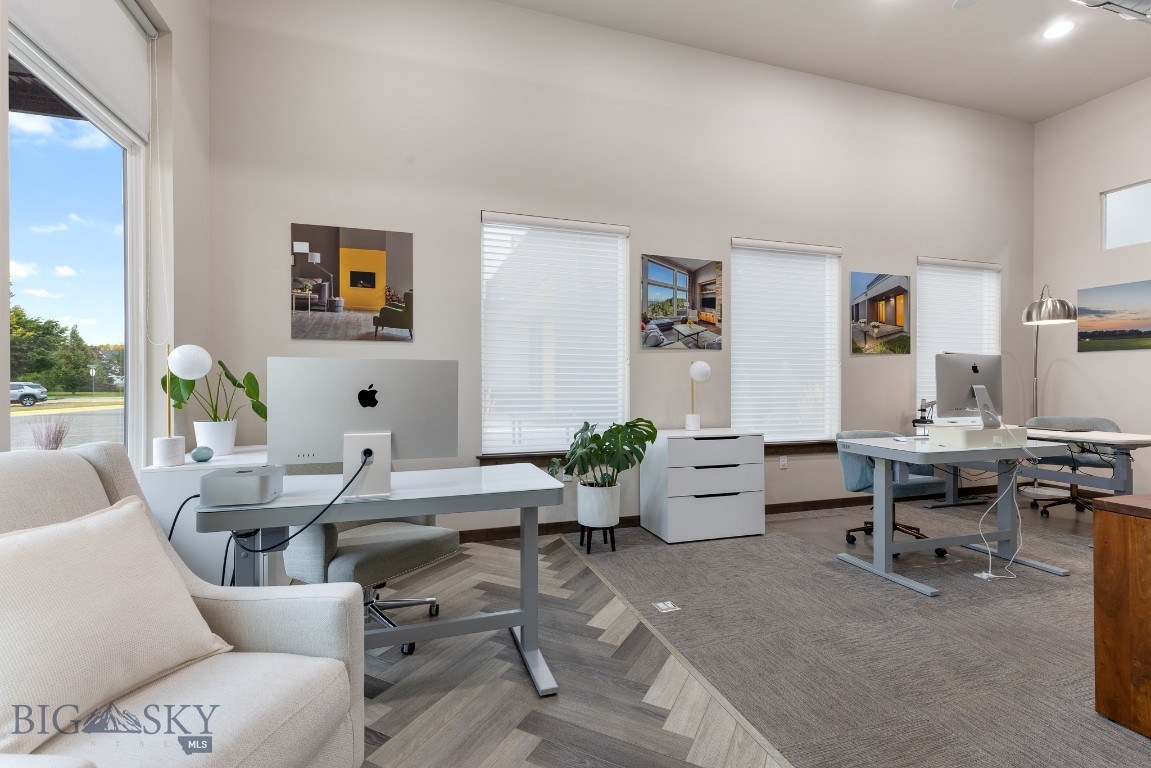 Baxter Meadows - Commercial Lease