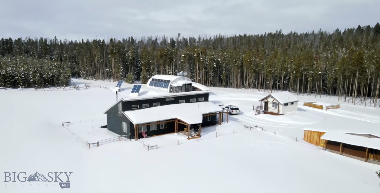 5889 Moulton Reservoir