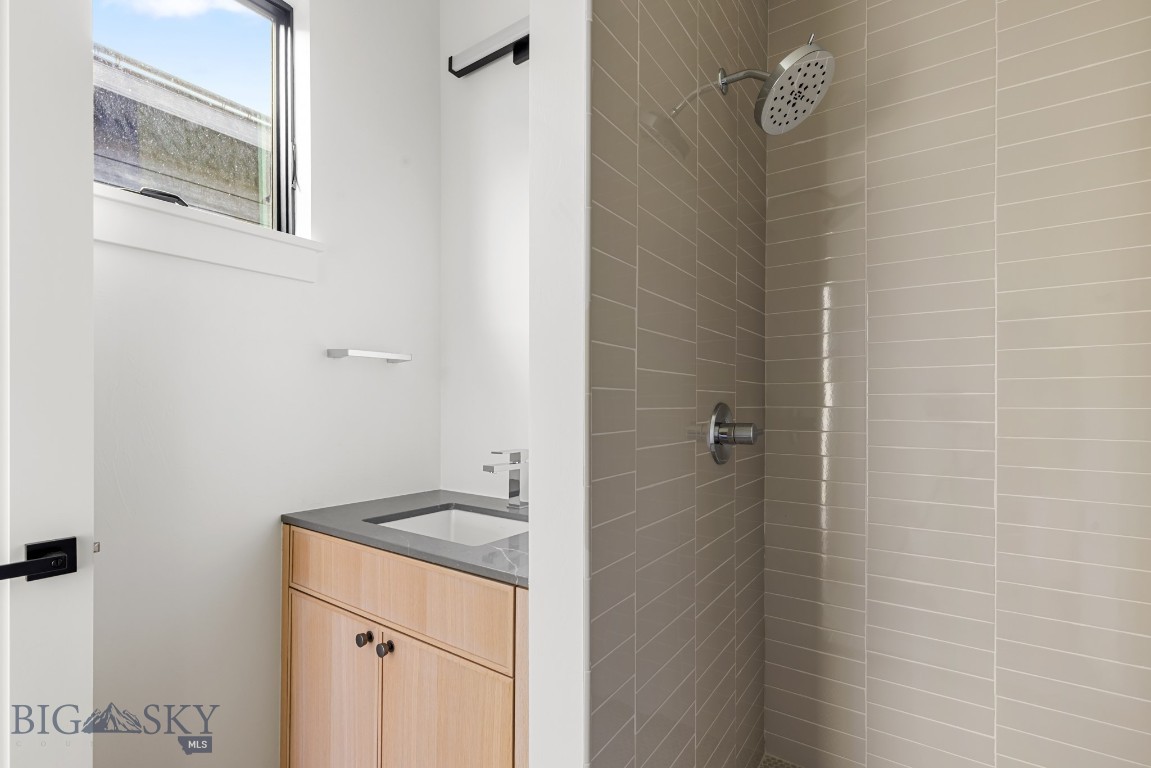 Big Pine View - Big Sky - Residential