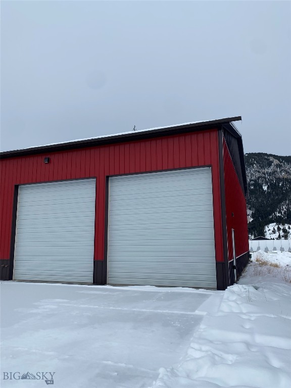 Lazy J South - Commercial Sale