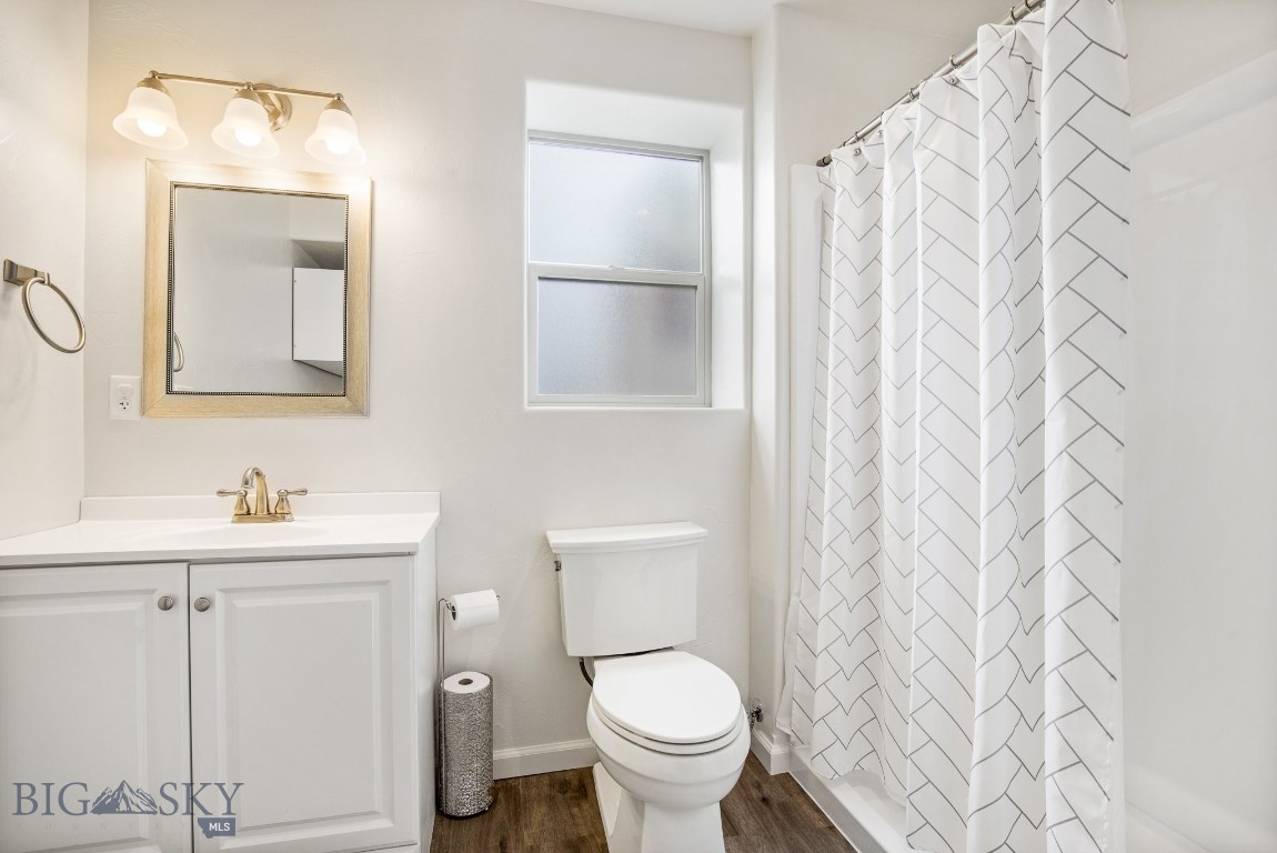 Belgrade, Montana 59714, United States, 4 Bedrooms Bedrooms, ,3 BathroomsBathrooms,Residential,Contingent,60321