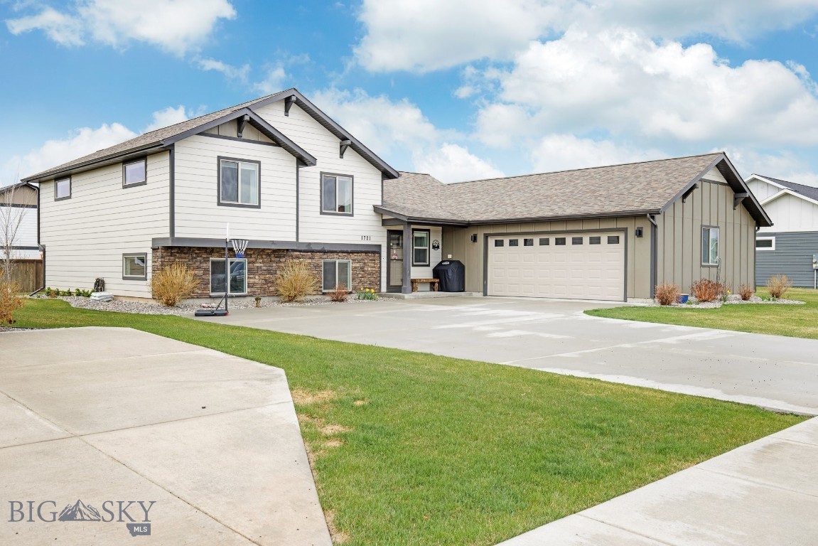 Belgrade, Montana 59714, United States, 4 Bedrooms Bedrooms, ,3 BathroomsBathrooms,Residential,Contingent,60321