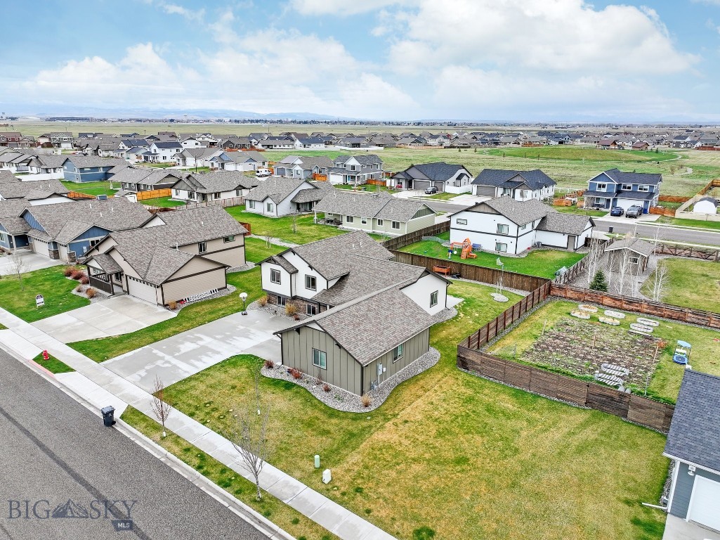 Belgrade, Montana 59714, United States, 4 Bedrooms Bedrooms, ,3 BathroomsBathrooms,Residential,Contingent,60321