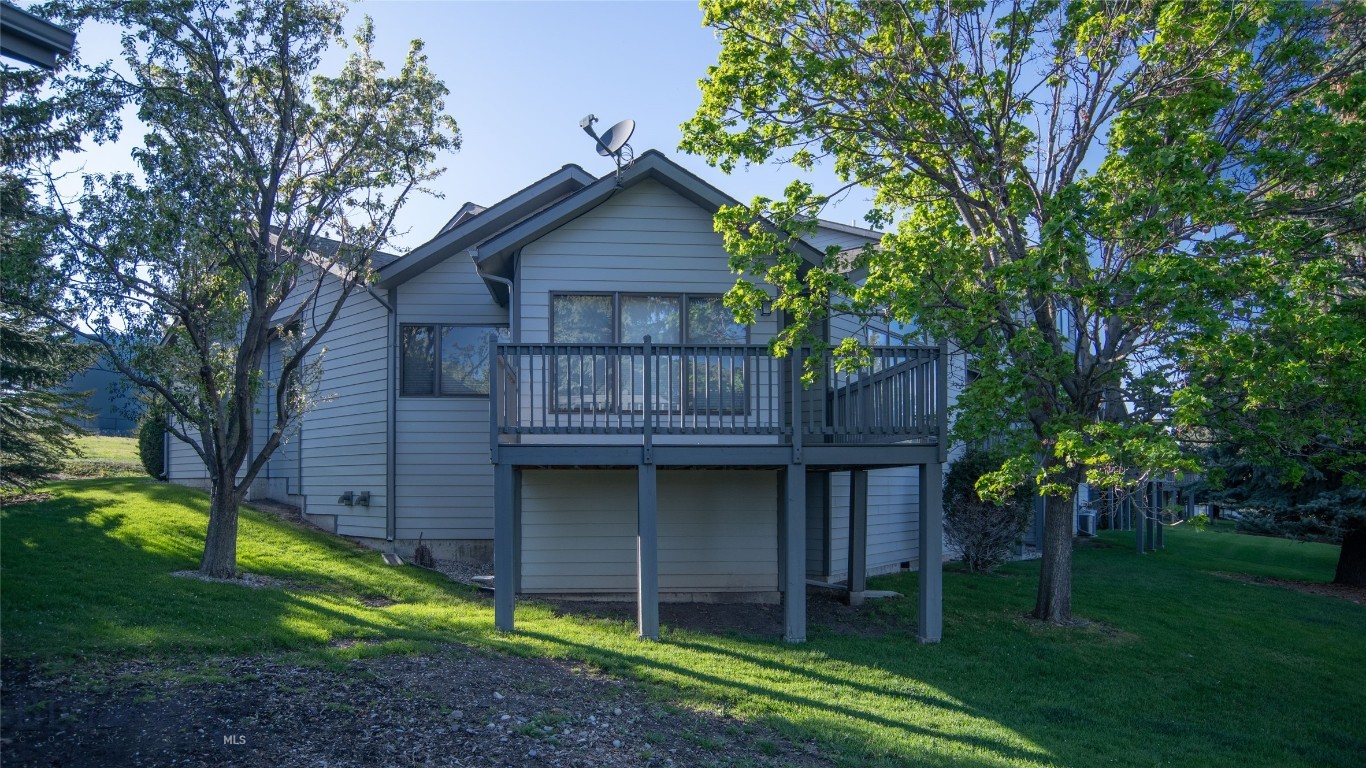 Highwood Est condo - Residential